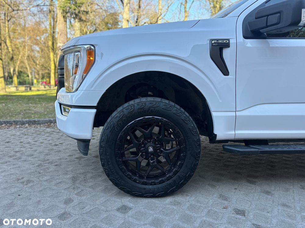 Ford F150 - 4