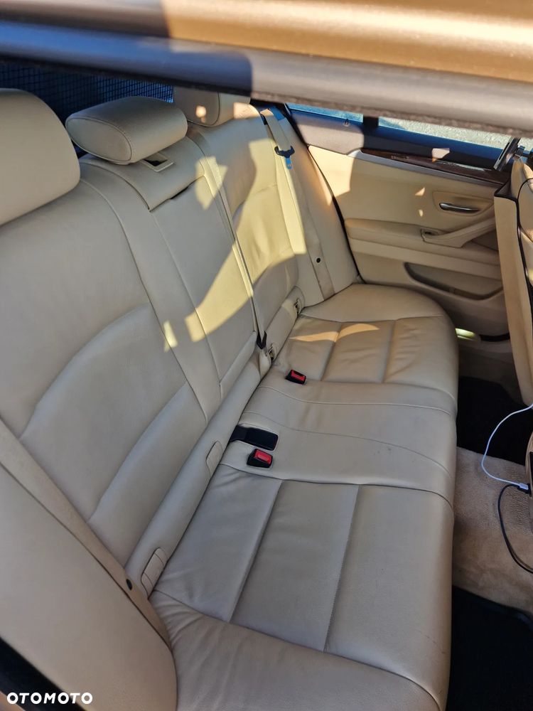 BMW Seria 5 ver-520d - 22