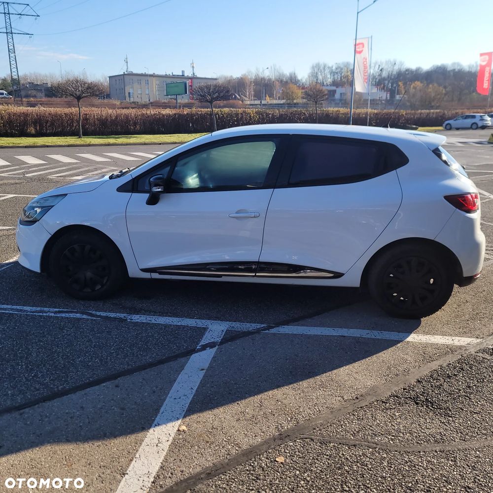 Renault Clio - 2