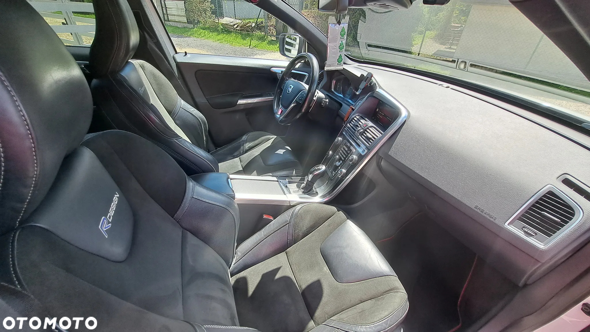 Volvo XC 60 D4 Drive-E Momentum - 22