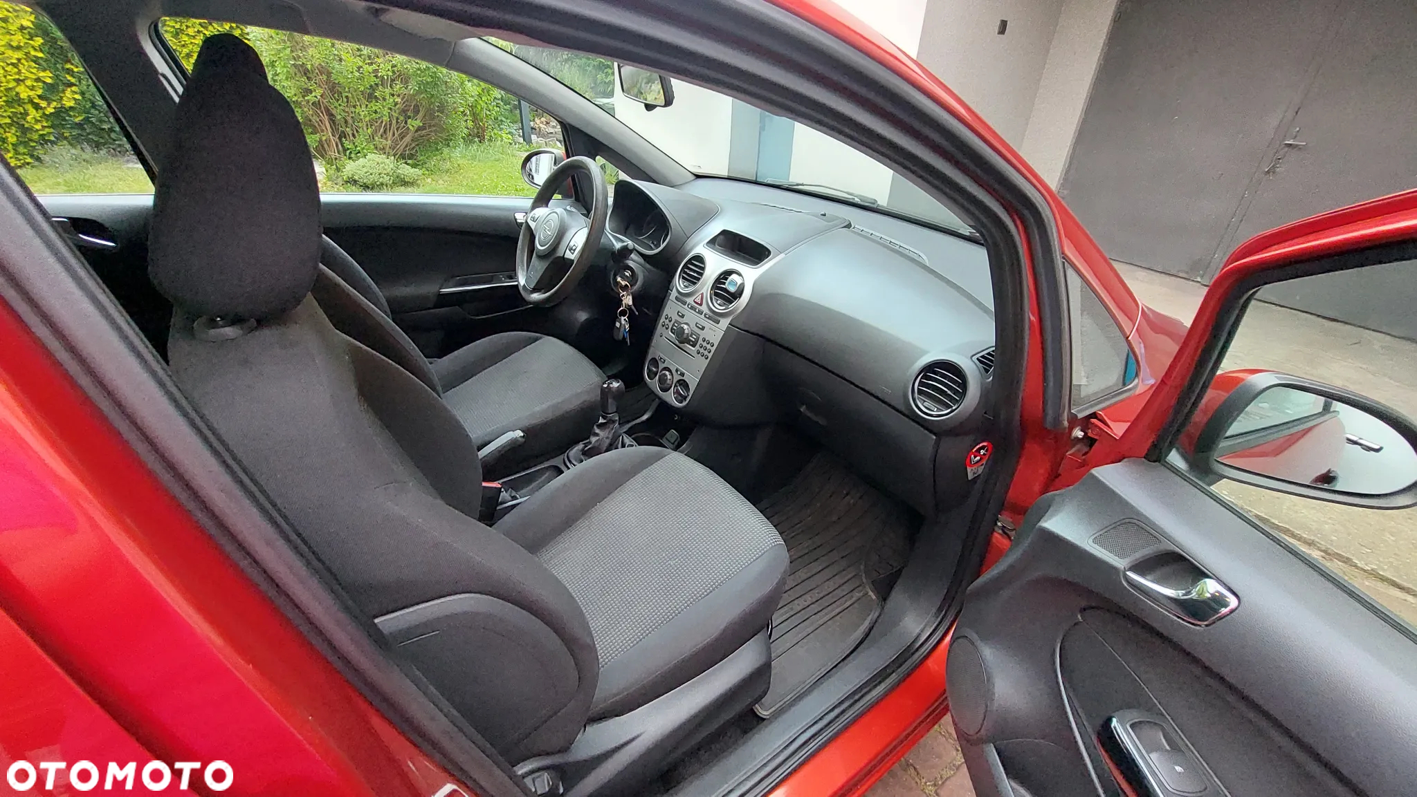 Opel Corsa 1.2 16V Edition / Active - 8