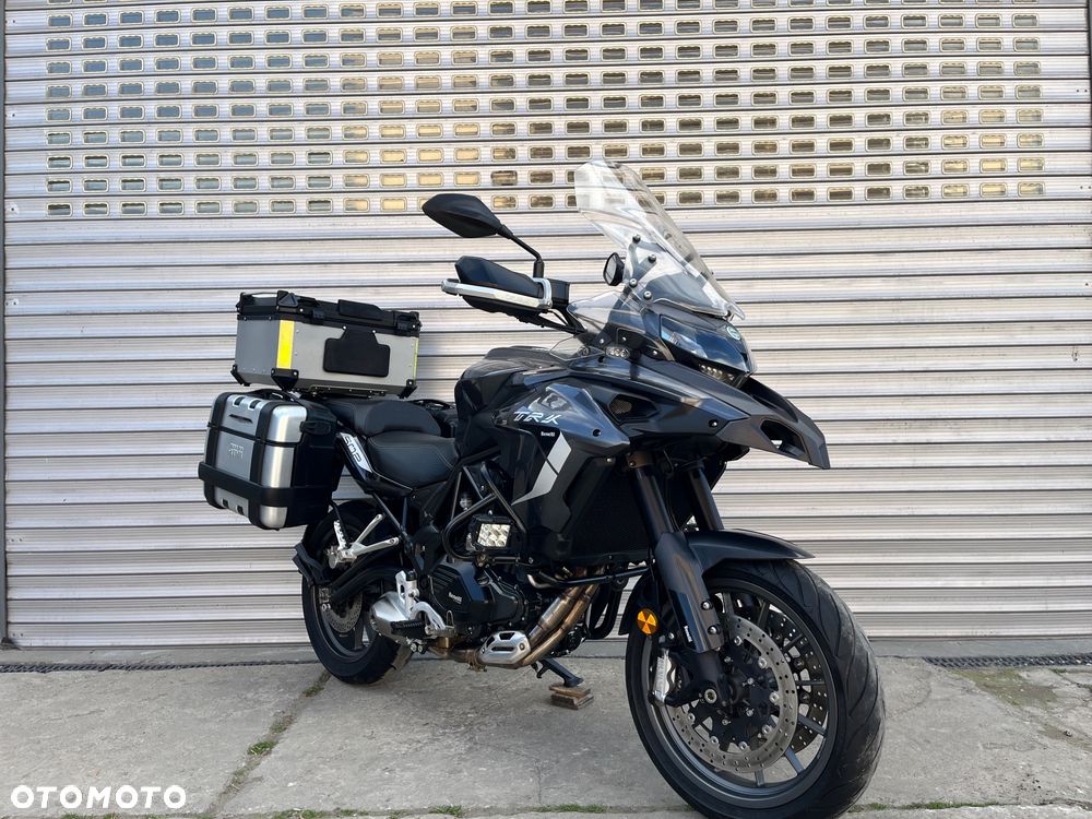 Benelli TRK 502 - 18