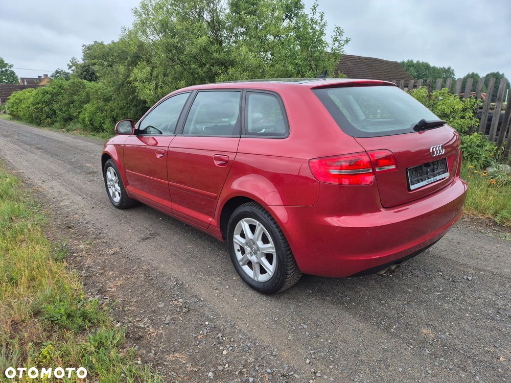 Audi A3 Sportback 1.4 TFSI S tronic Ambiente - 9