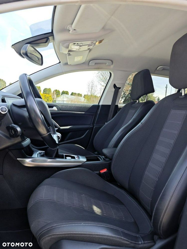 Peugeot 308 - 7