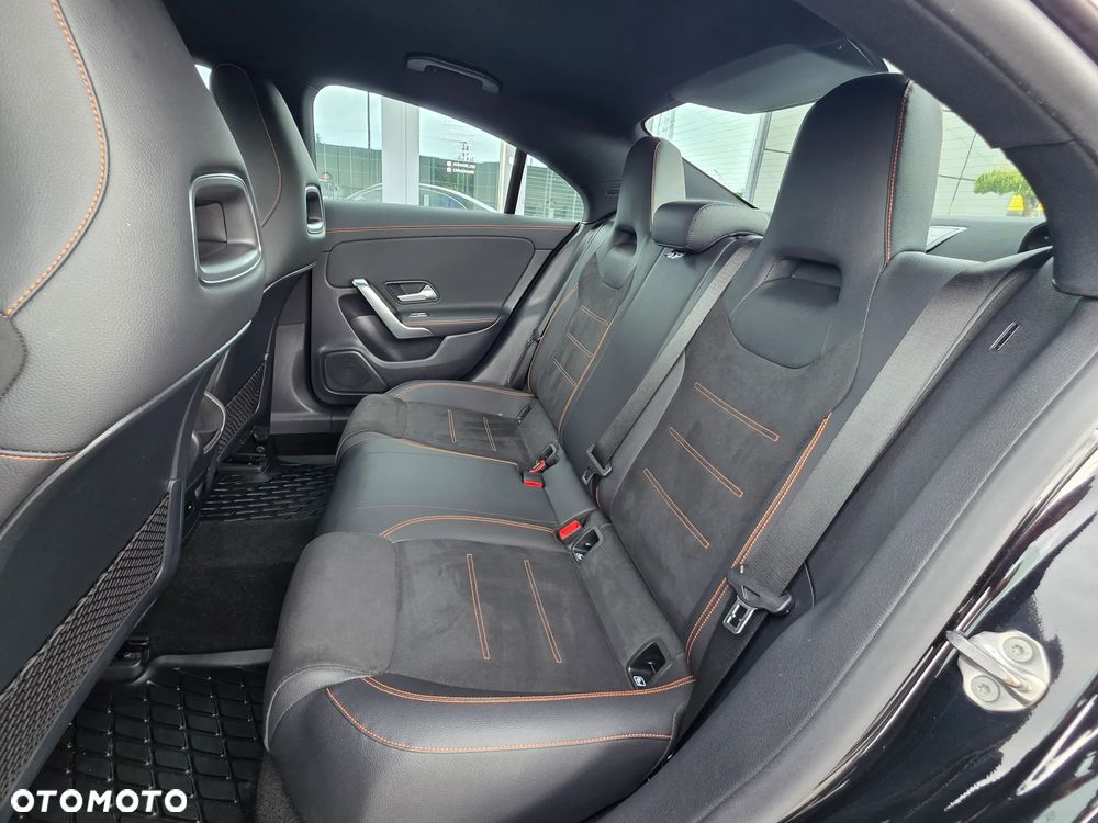 Mercedes-Benz CLA 180 d 8G-DCT AMG Line Advanced Plus - 31
