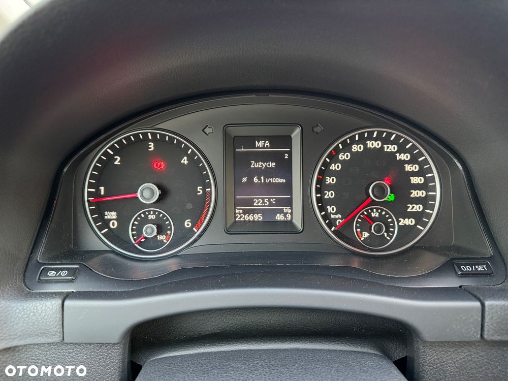 Volkswagen Golf Plus 1.6 TDI DPF DSG Life - 22