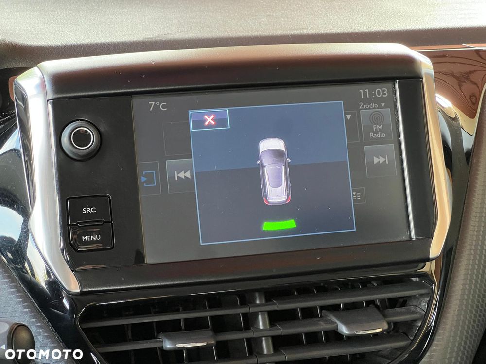 Peugeot 2008 1.6 e-HDi Allure S&S - 22