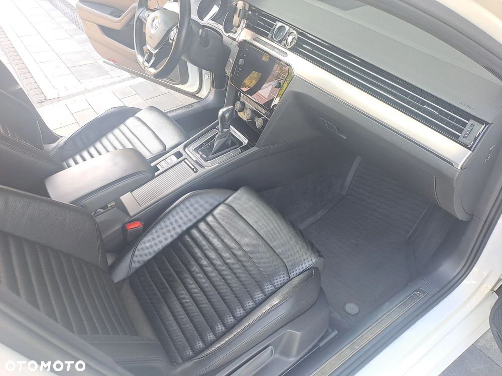 Volkswagen Passat 2.0 TDI SCR (BlueMotion Technology) DSG Highline - 15