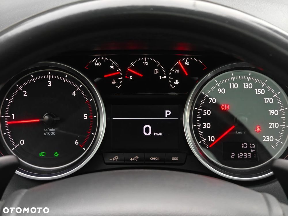 Peugeot 508 BlueHDi FAP 180 Automatik Stop&Start Allure - 8