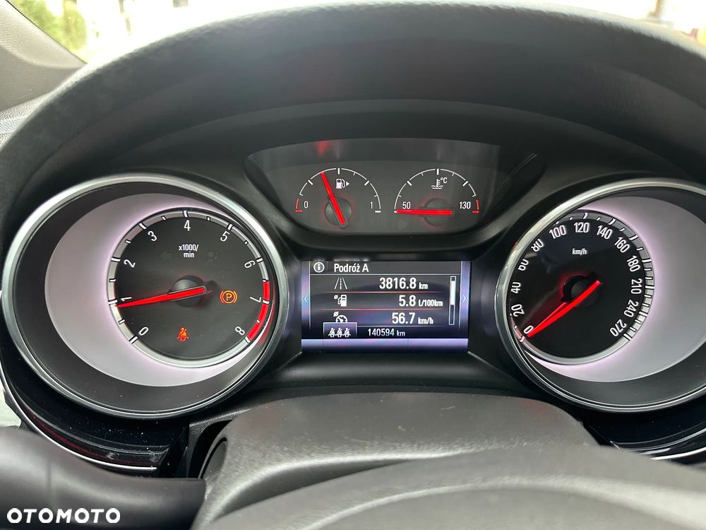 Opel Astra 1.4 T Elite - 17