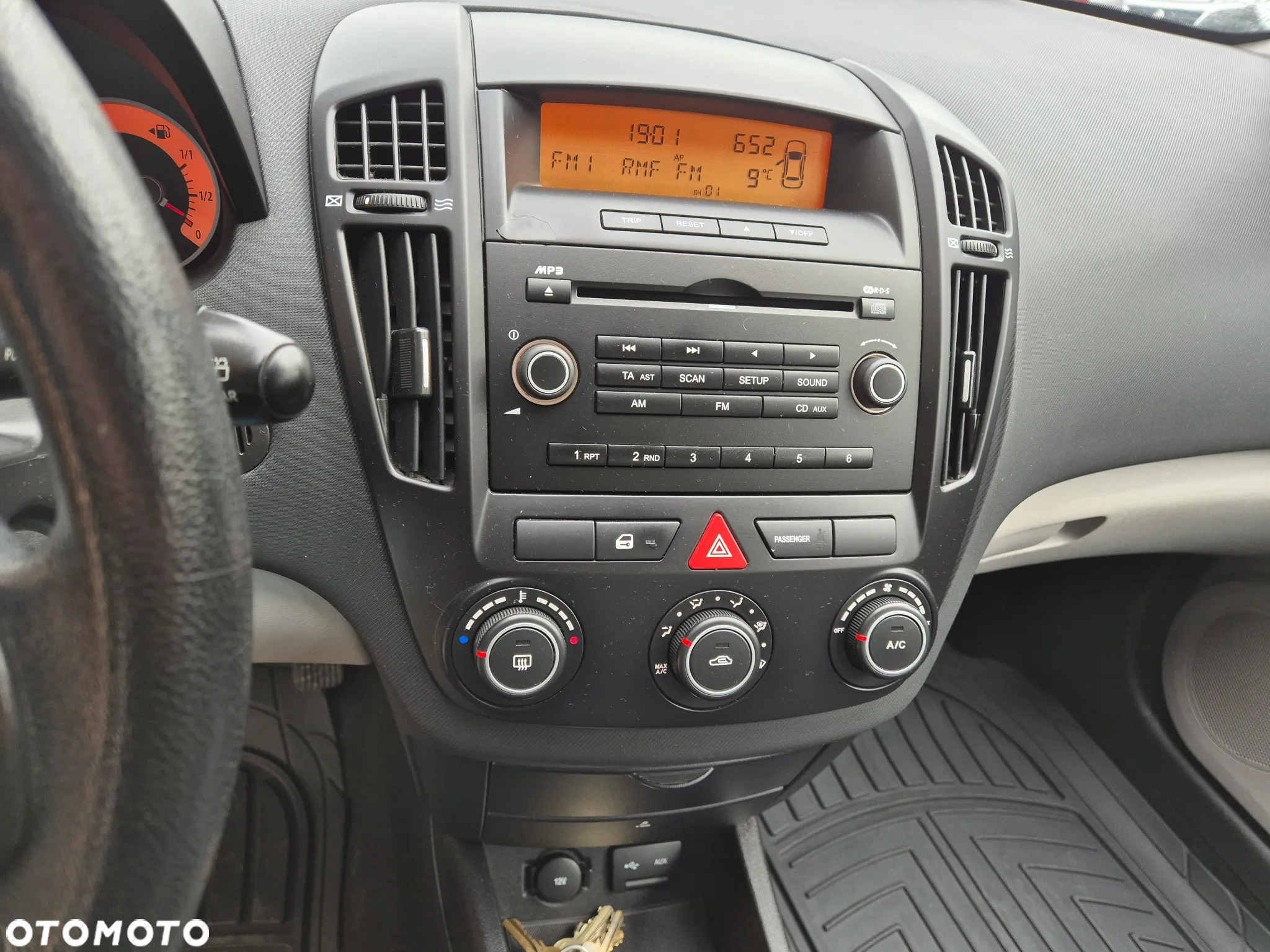 Kia Ceed Cee'd 1.4 L - 13