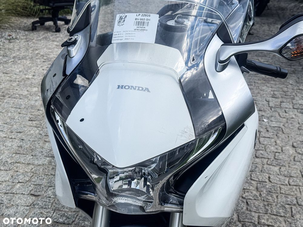 Honda VFR - 10