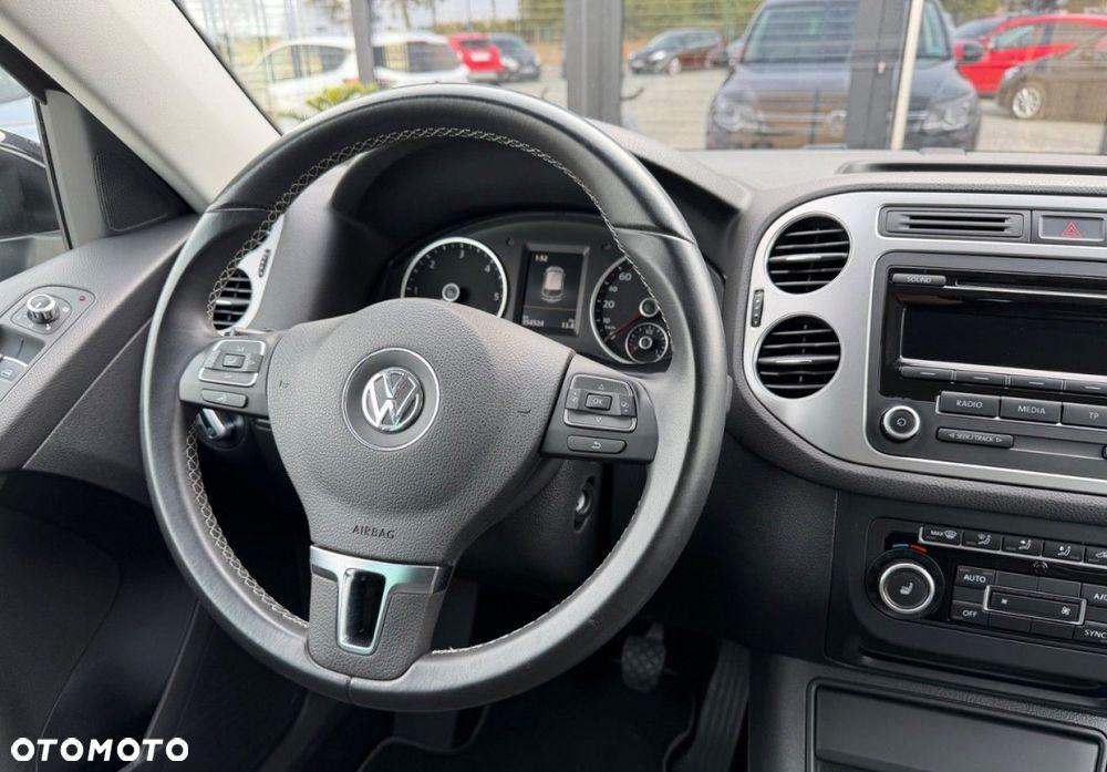 Volkswagen Tiguan - 5