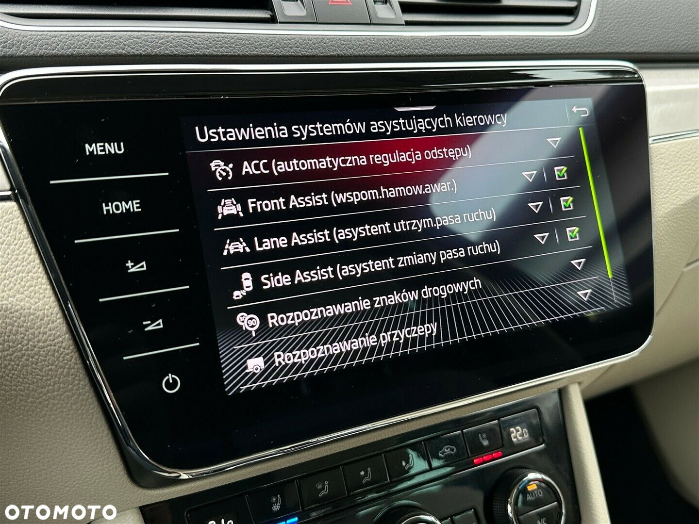 Skoda Superb 2.0 TDI SCR L&K DSG - 25