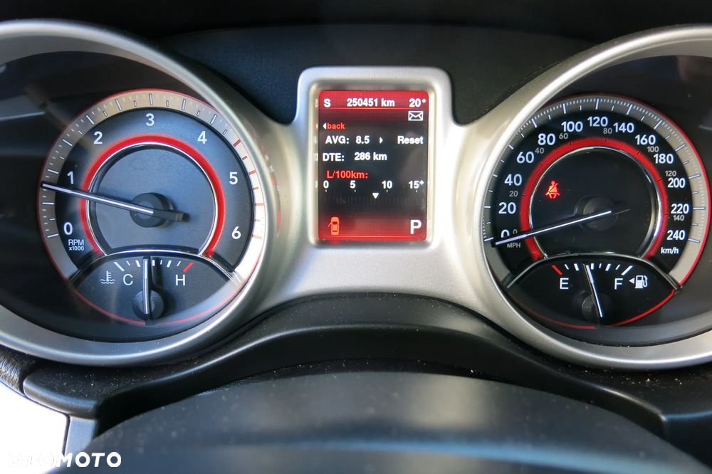 Fiat Freemont 2.0 Multijet Lounge AWD - 14