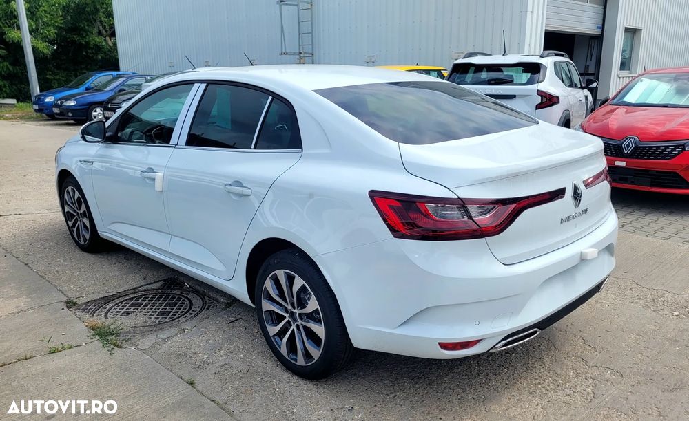 Renault Megane TCe 140 GPF EDC TECHNO - 6