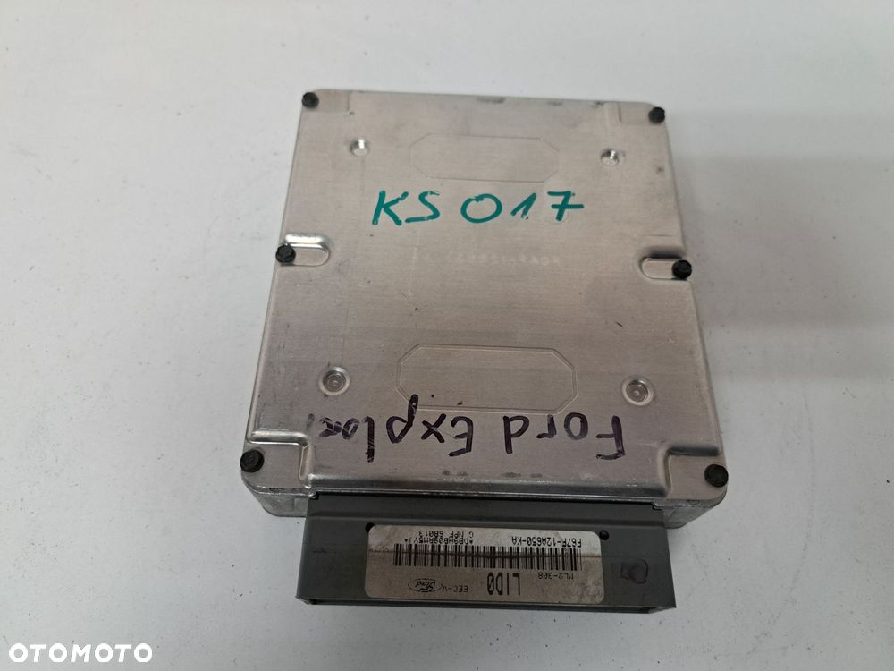 FORD EXPLOER SILNIKA KOMPUTER  STEROWNIK  SILNIKA F67F-12A650-KA - 1
