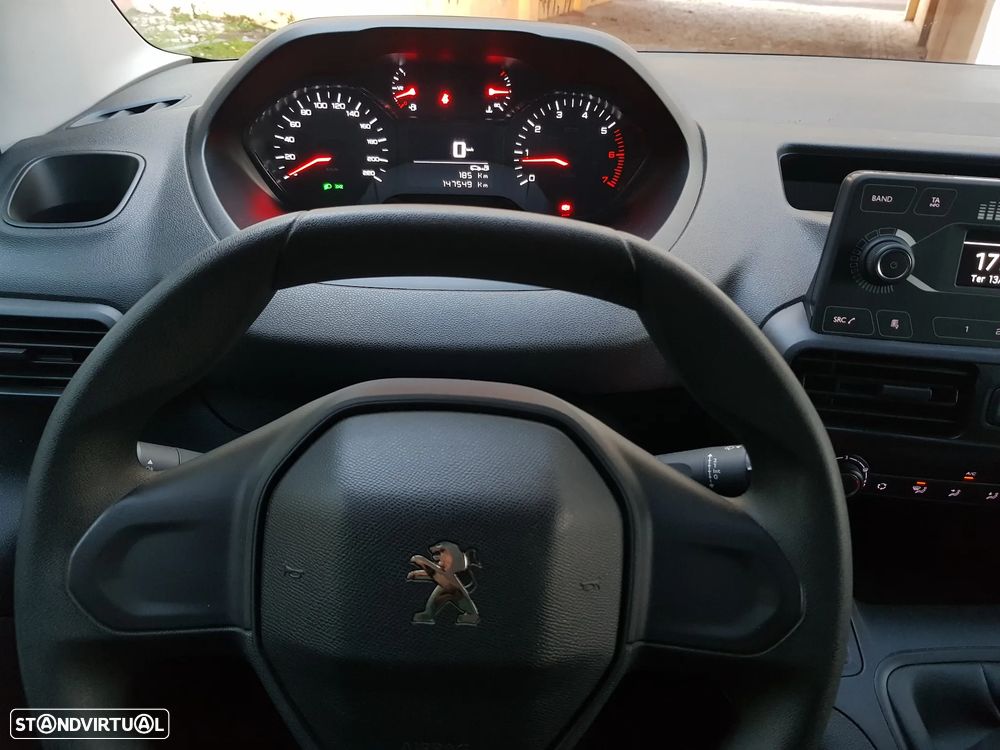Peugeot Partner 3 Lugares - 27