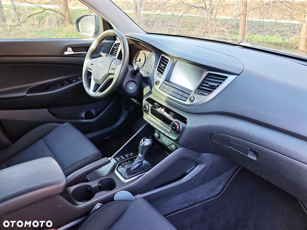 Hyundai Tucson 1.6 Turbo 2WD DCT Advantage - 34