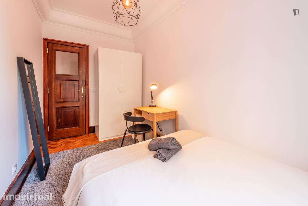 Quarto - localizado em Picoas Lisbon - Grande imagem: 3/13