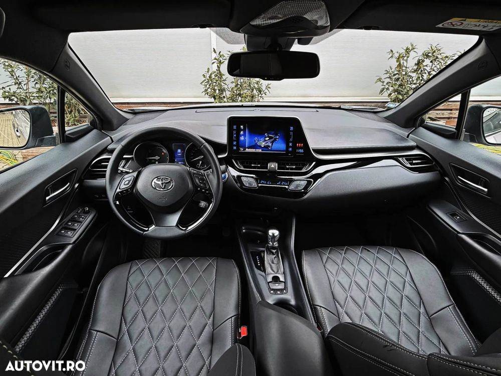 Toyota C-HR 1.8 HSD 122 CP 4x2 CVT C-lassy bi-tone - 8