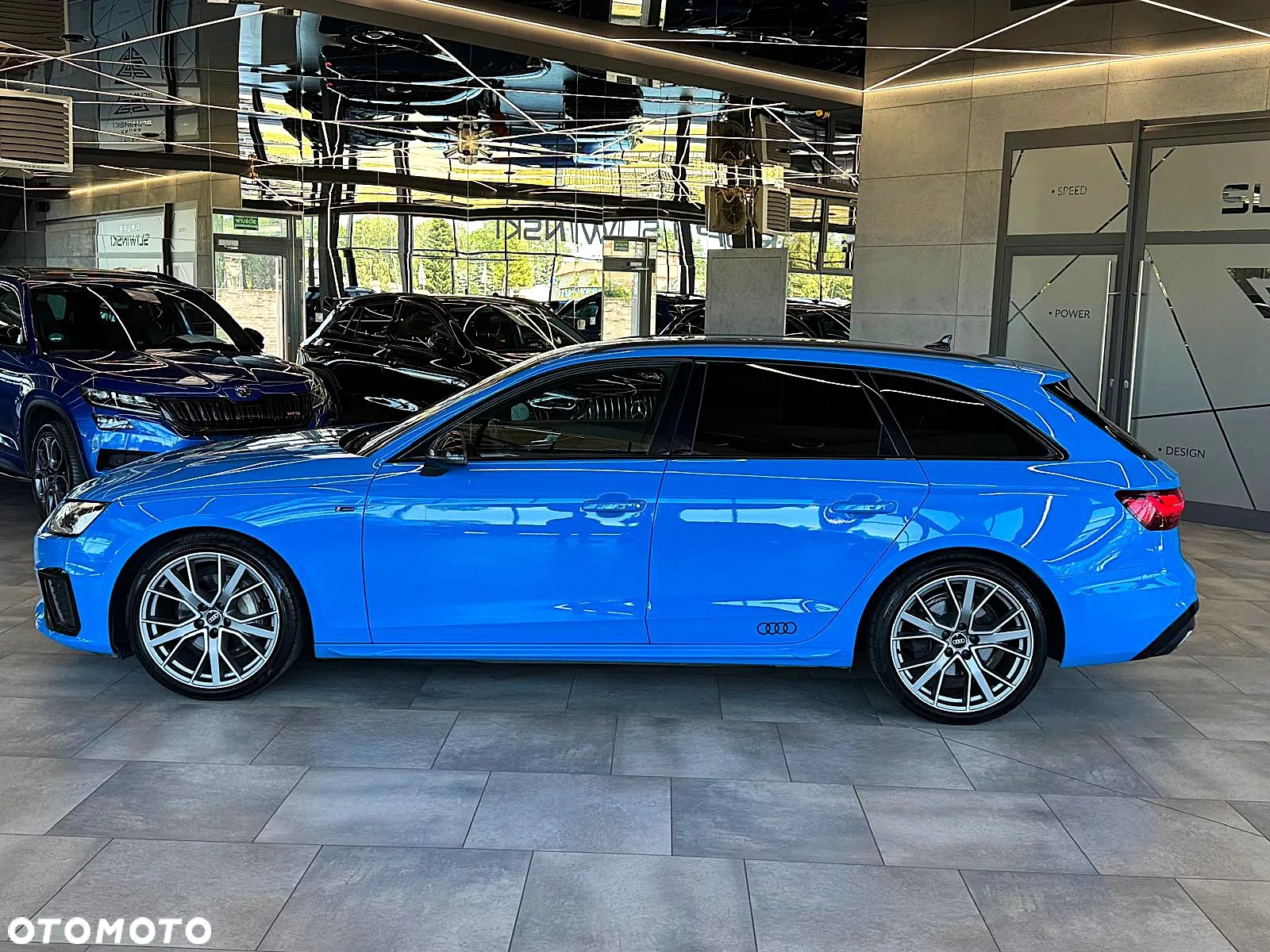 Audi A4 Avant 40 TDI quattro S tronic S line - 4