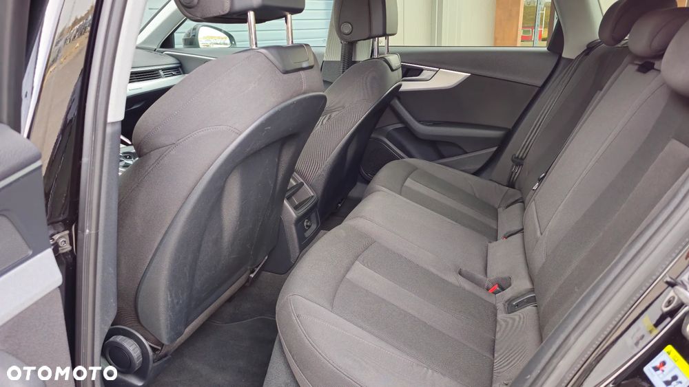 Audi A4 Avant 40 TDI Quattro S tronic - 11