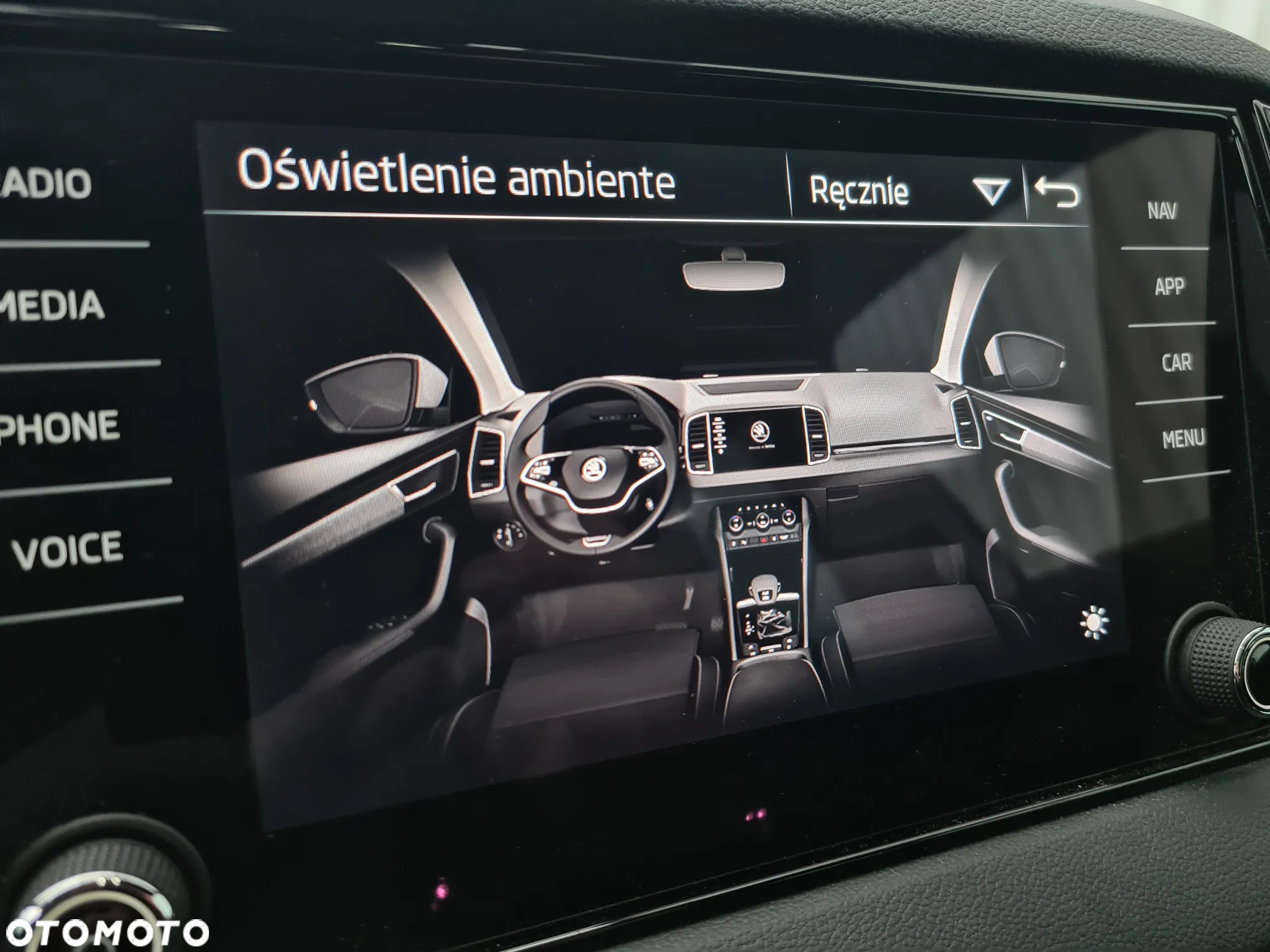 Skoda Karoq 1.5 TSI ACT 4x2 Sportline DSG - 10