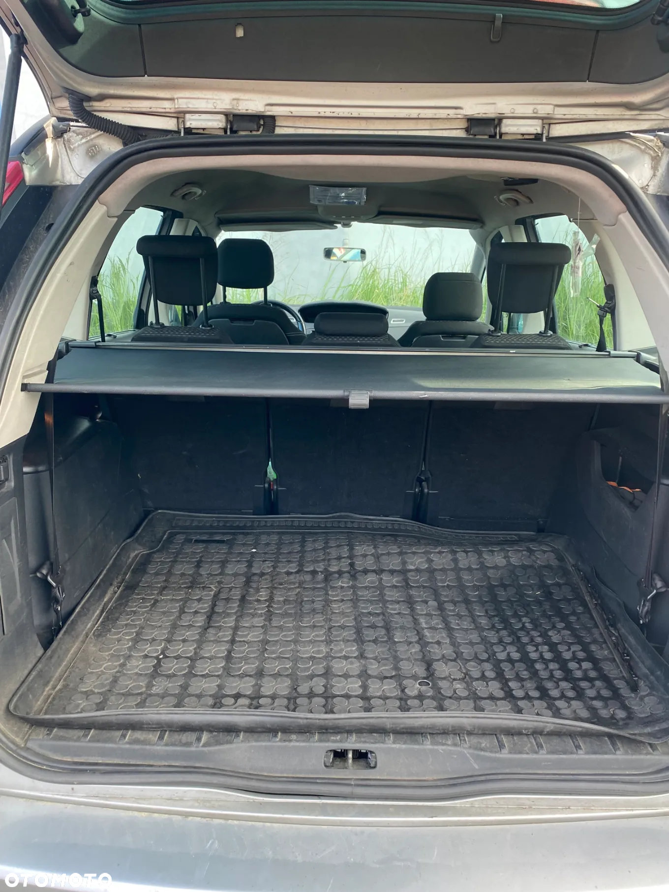 Citroën C4 Picasso 1.6 HDi FAP 7-Sitzer Confort - 6