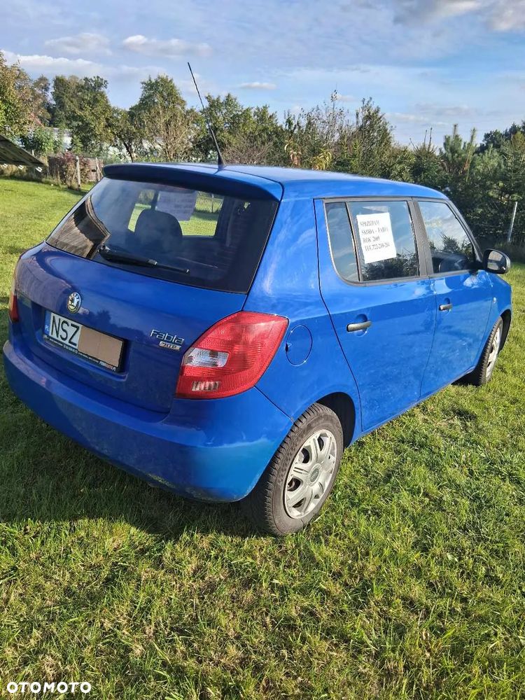 Skoda Fabia - 4
