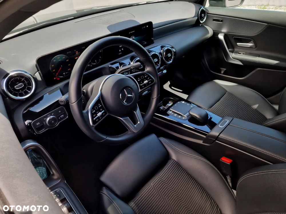 Mercedes-Benz Klasa A 200 d Progressive 8G-DCT - 5
