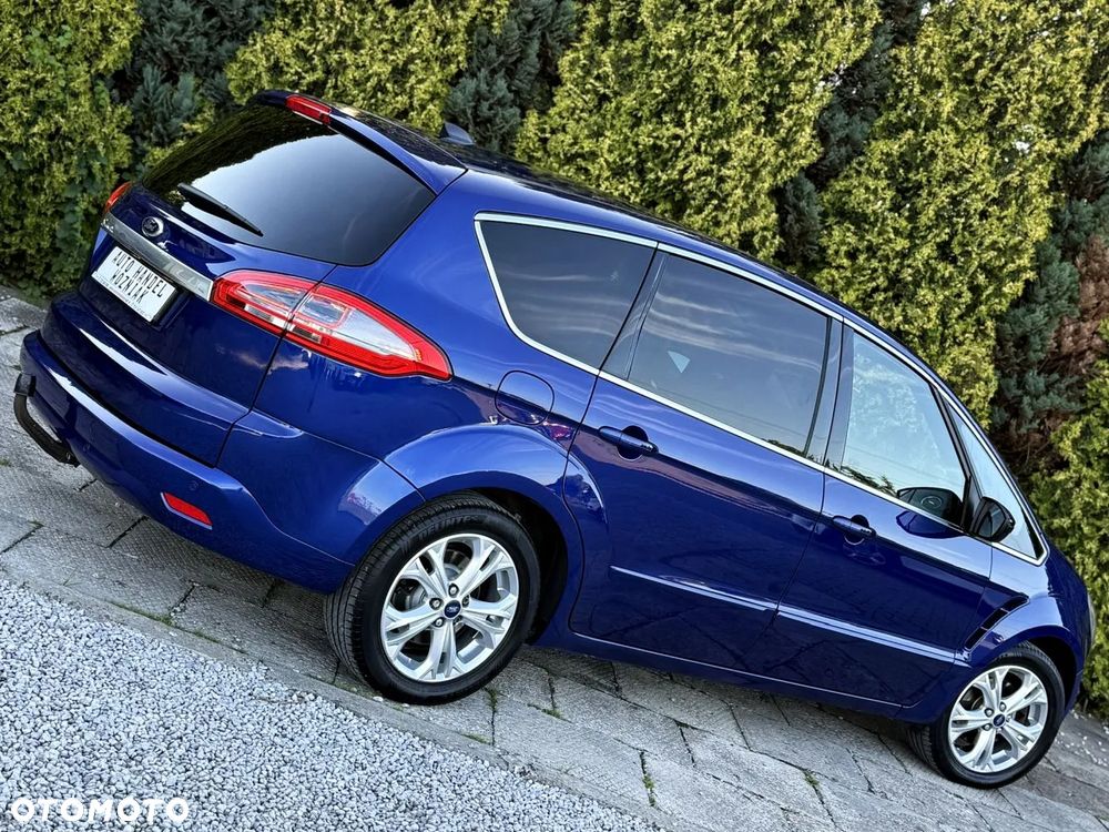Ford S-Max - 12
