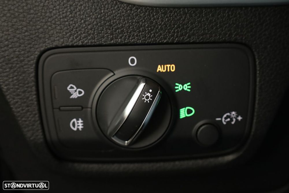 Audi Q2 35 TFSI S line - 19