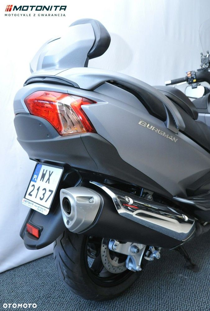 Suzuki Burgman - 16