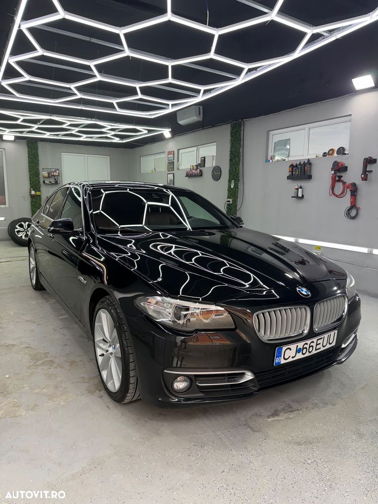 BMW Seria 5 525d xDrive AT - 1