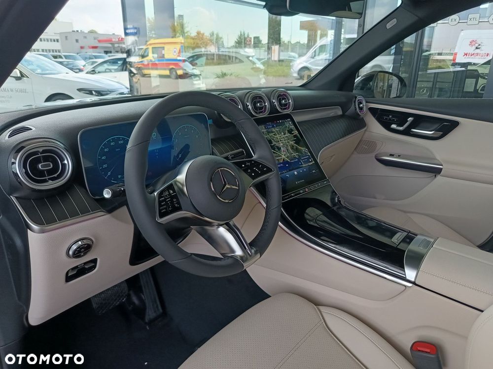 Mercedes-Benz GLC - 9