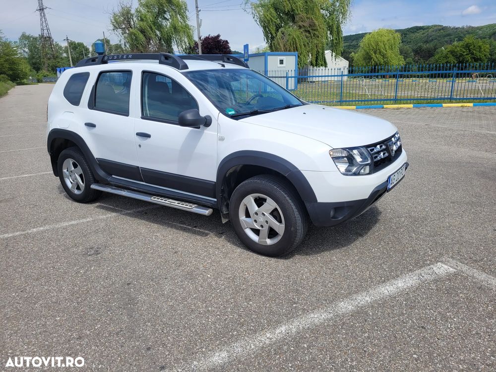 Dacia Duster 1.6 4x2 Laureate - 6