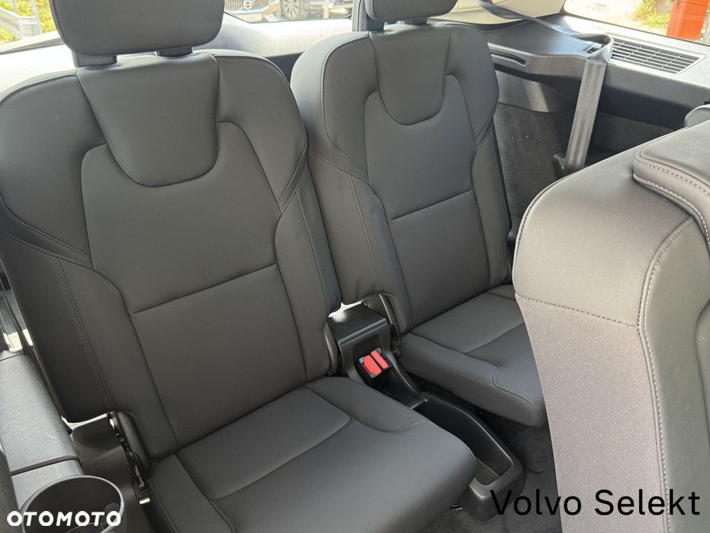Volvo XC 90 - 16