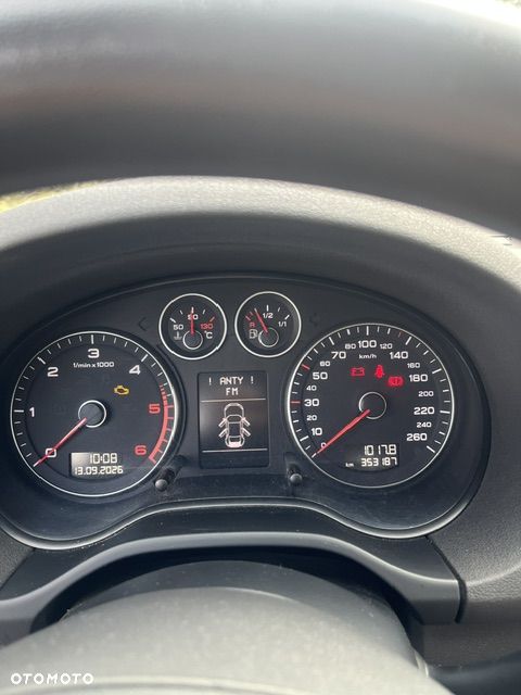 Audi A3 Sportback - 6