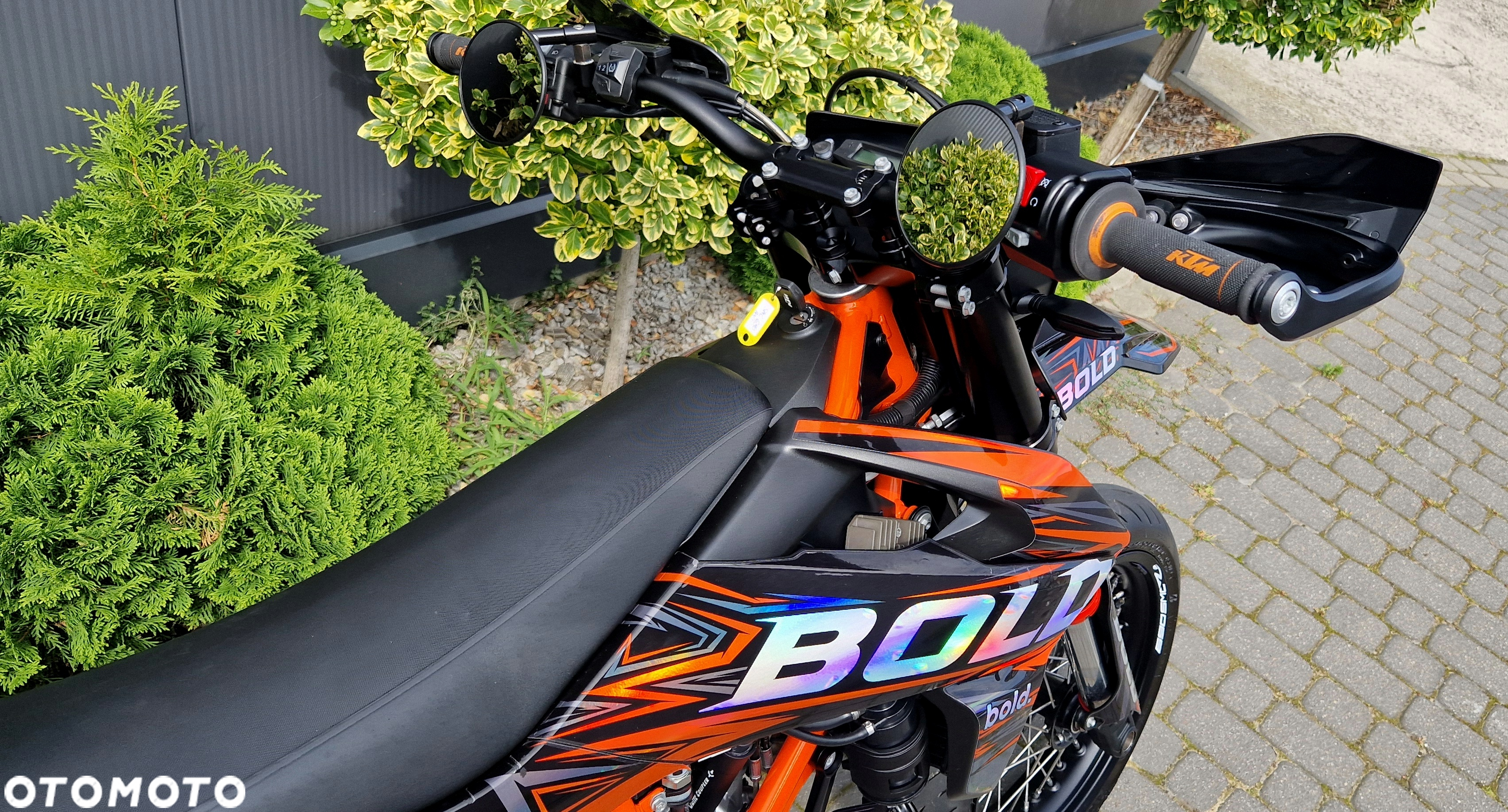 KTM SMC - 21