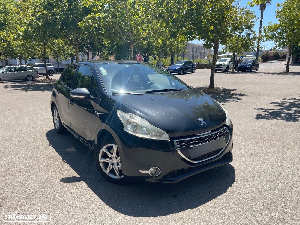 Peugeot 208 - 2