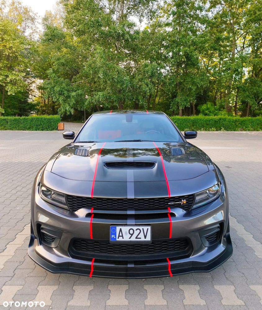 Dodge Charger 6.4 Scat Pack Widebody - 12