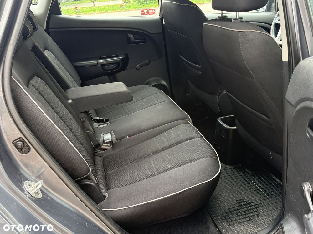 Kia Venga 1.4 L - 18