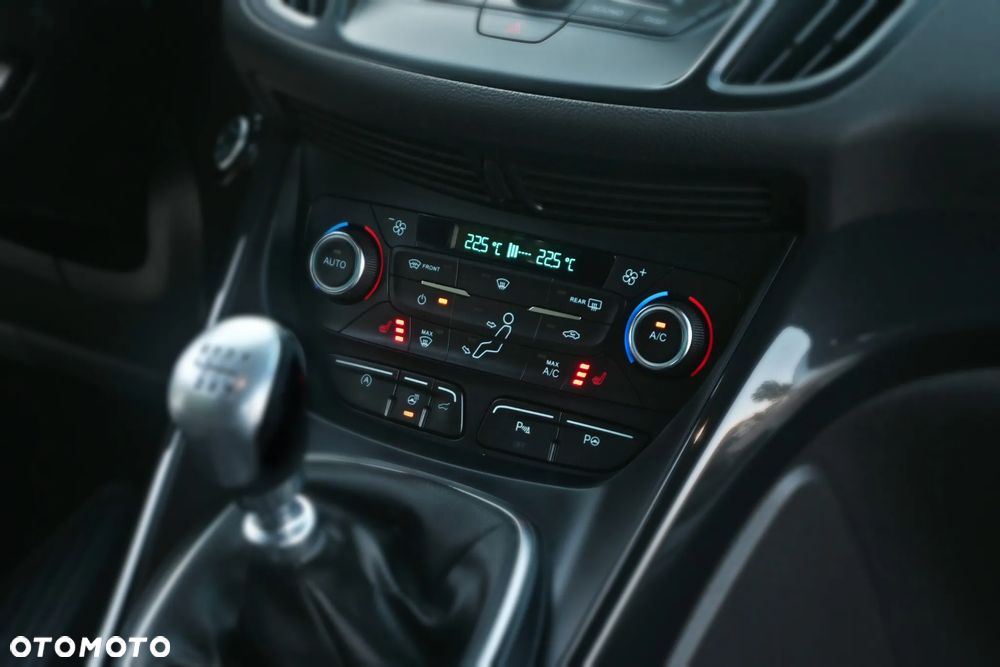 Ford Kuga 1.5 EcoBoost FWD ST-Line ASS - 25