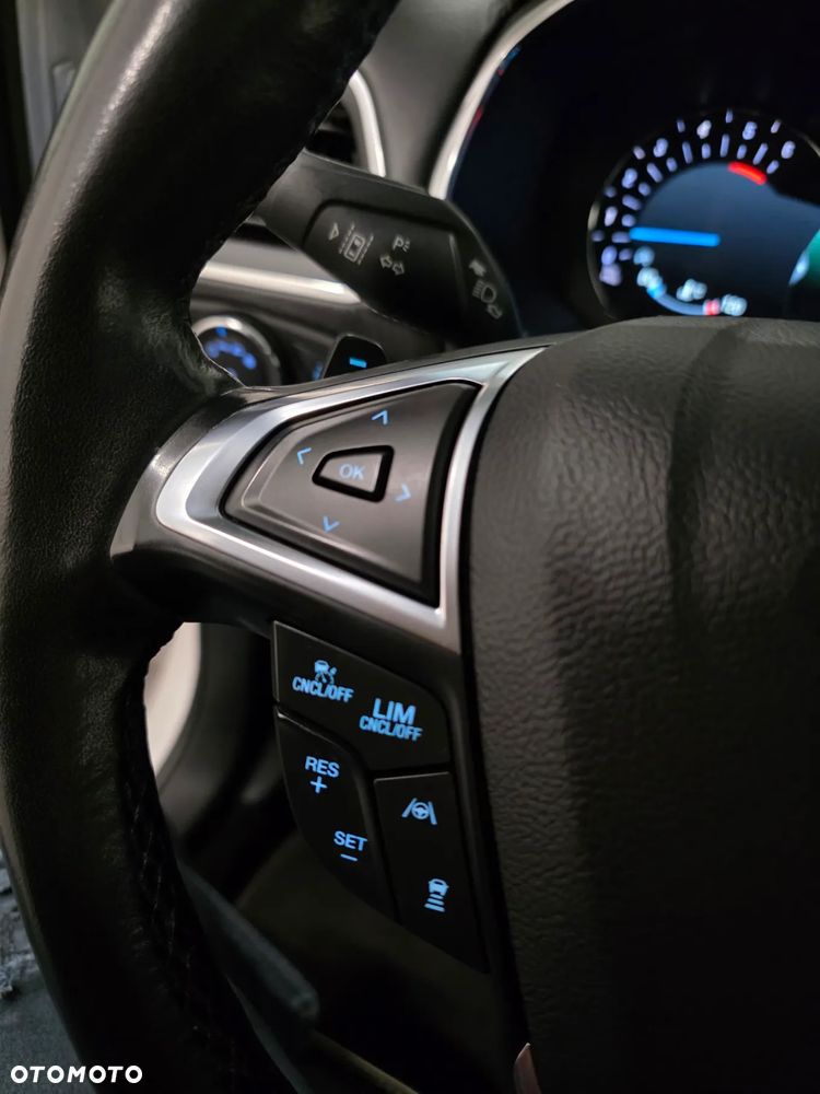 Ford Edge 2.0 EcoBlue Twin-Turbo 4WD ST-Line - 24