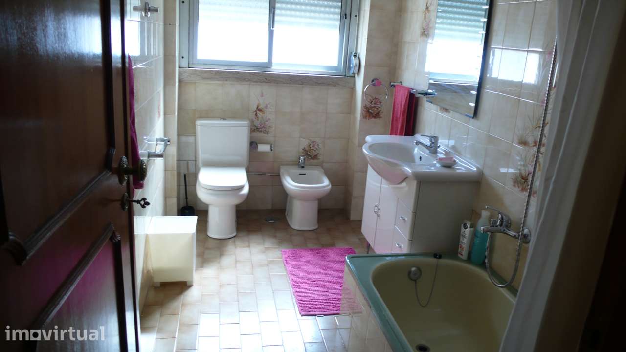 Quarto em Alvalade - Grande imagem: 5/6