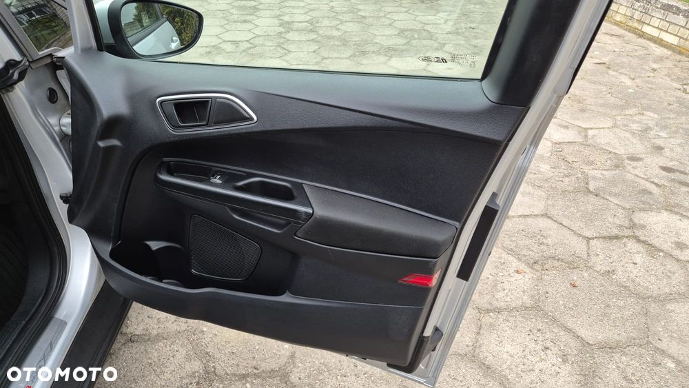 Ford B-MAX - 12