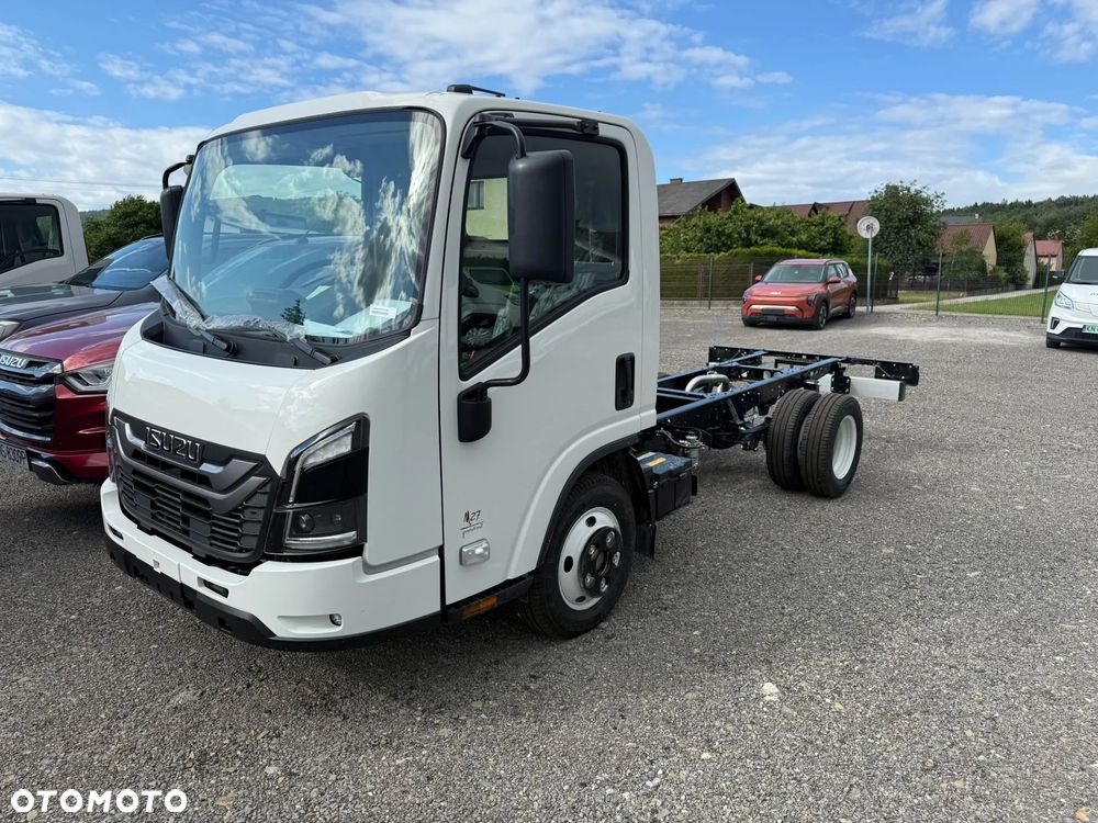 Isuzu M27 Gen 2 - 1