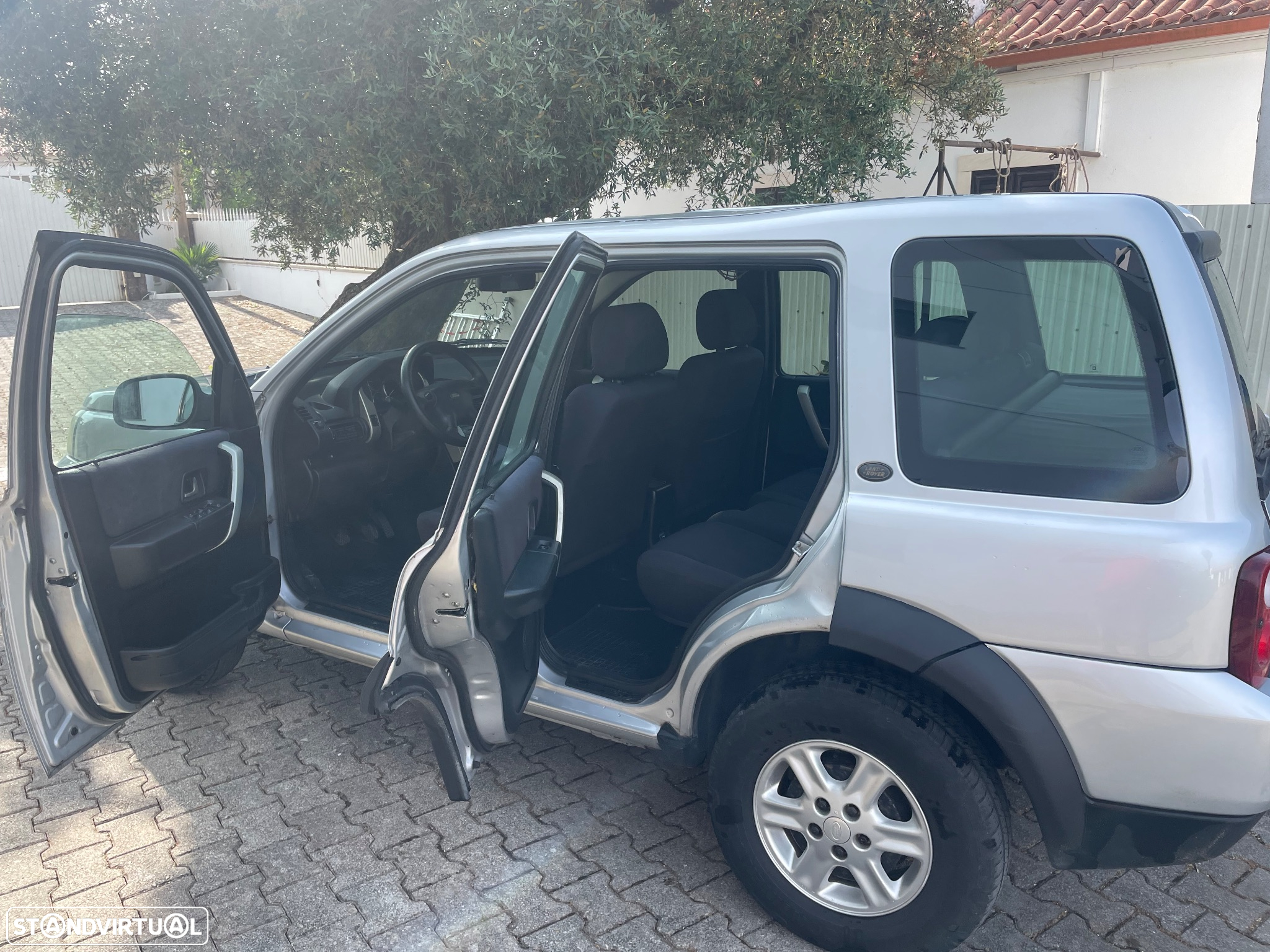 Land Rover Freelander 2.0 Td4 - 10