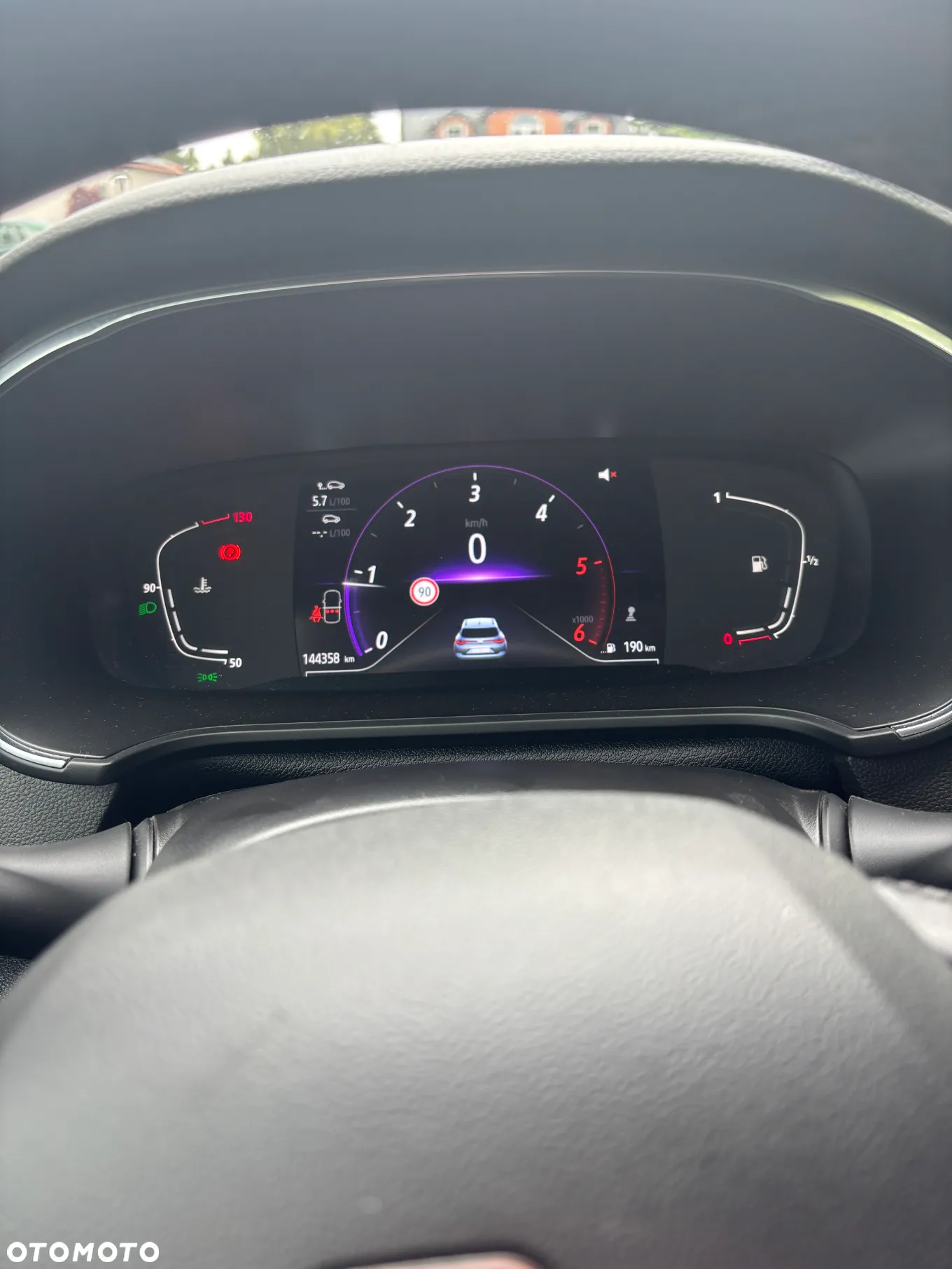 Renault Megane 1.5 Blue dCi Intens - 10